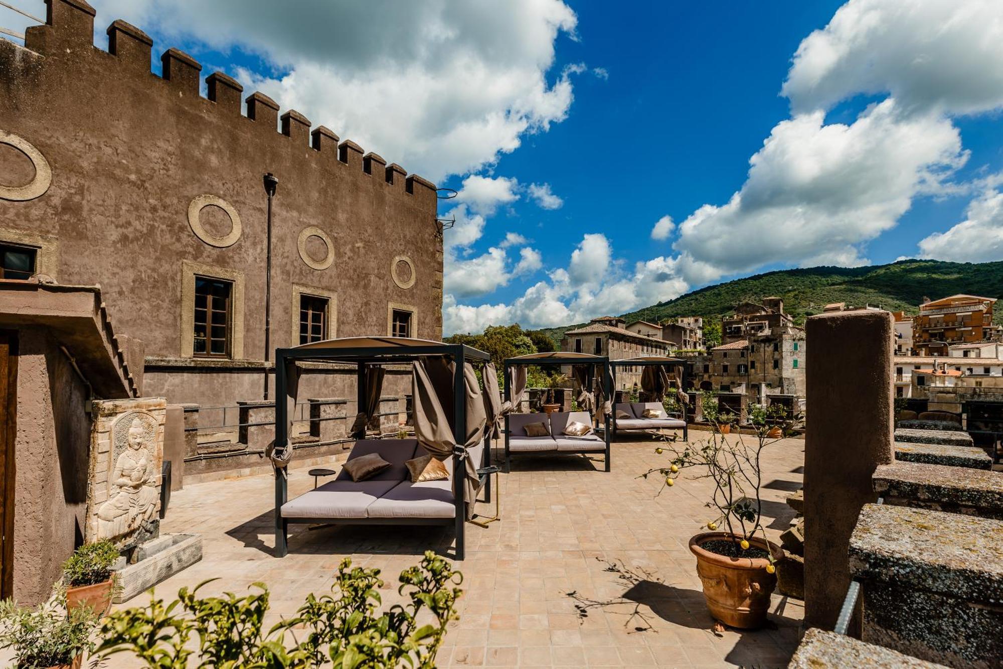 Hotel Castello Brancaccio San Gregorio da Sassola Esterno foto