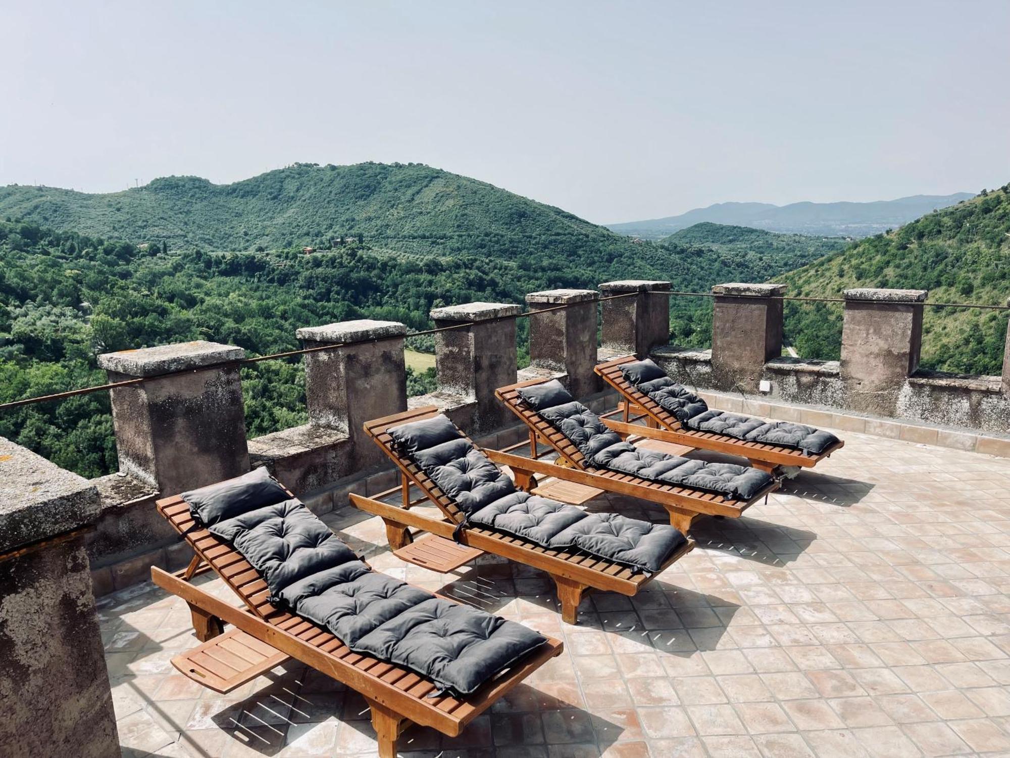 Hotel Castello Brancaccio San Gregorio da Sassola Esterno foto