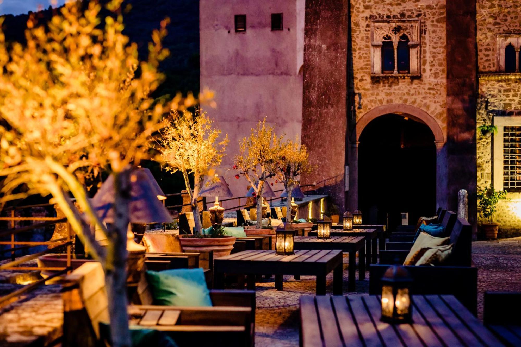 Hotel Castello Brancaccio San Gregorio da Sassola Esterno foto